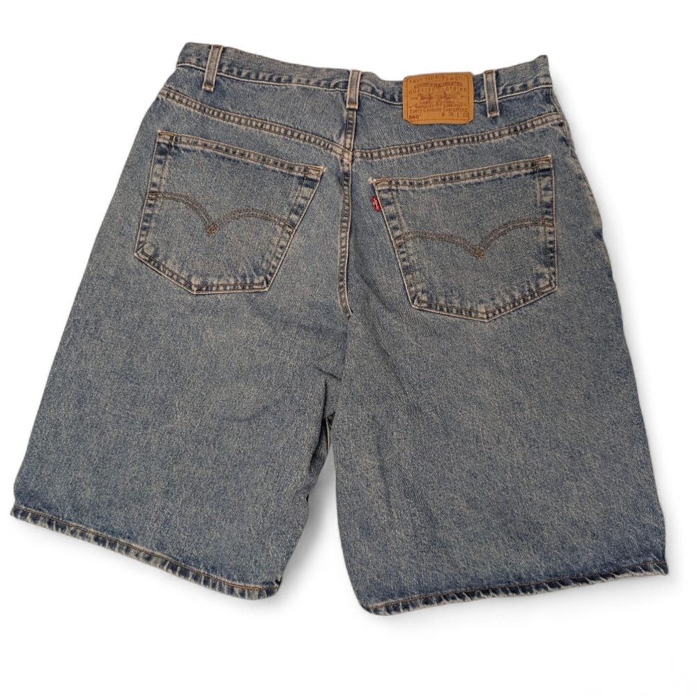LEVIS Vintage Cotton Denim Shorts 560 Relaxed Medium Blue Authentic Red Tag 36